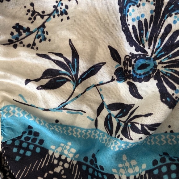 Beachlunchlounge lightweight floral long sleeve size S runs large - Picture 7 of 7